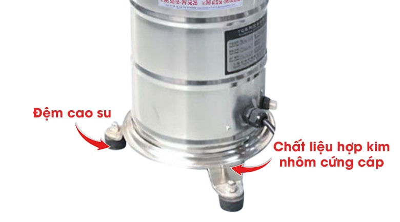 Chân máy được làm bằng hợp kim nhôm cứng cáp