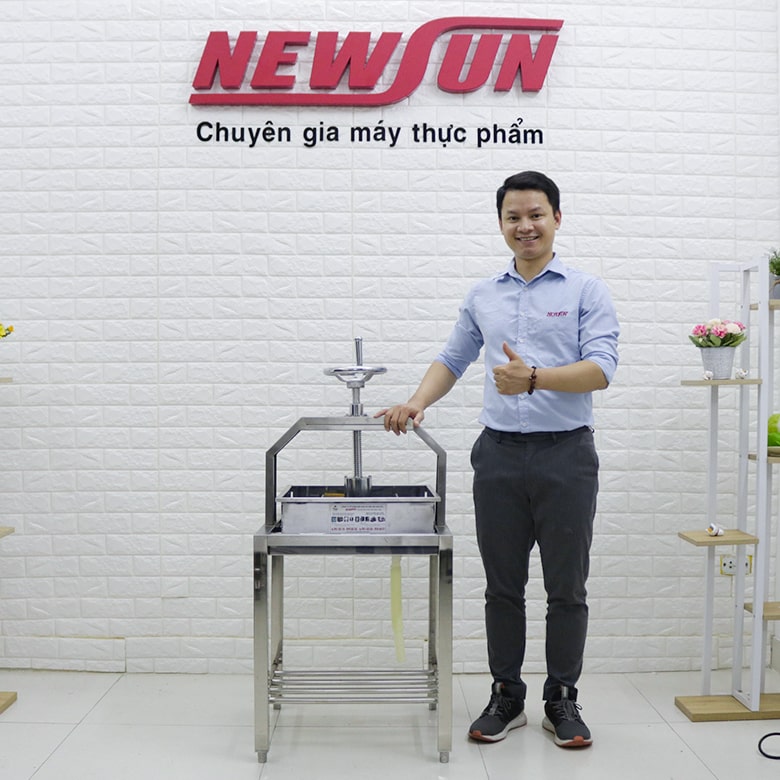 Kiểu dáng gọn gàng, chiều cao phù hợp với người dùng