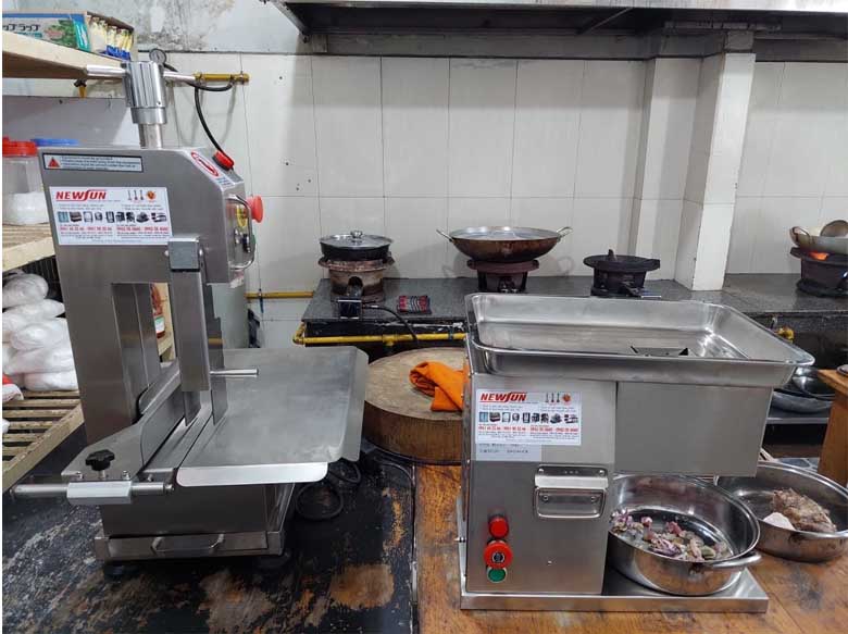 Máy cưa xương vỏ inox W120A