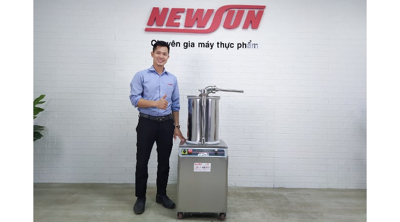 ảnh thực tế máy đùn xúc xích SF260 ảnh thực tế máy đùn xúc xích SF260