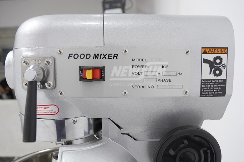 Vận hành dễ dàng với hệ điều khiển đơn giản, trực quan