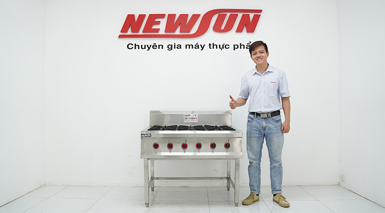 Thiết kế hiện đại, phù hợp với nhà hàng chuyên món Âu