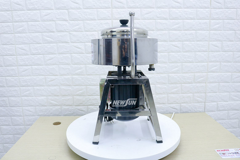 Máy xay giò mini 2kg/mẻ Máy xay giò mini 2kg/mẻ