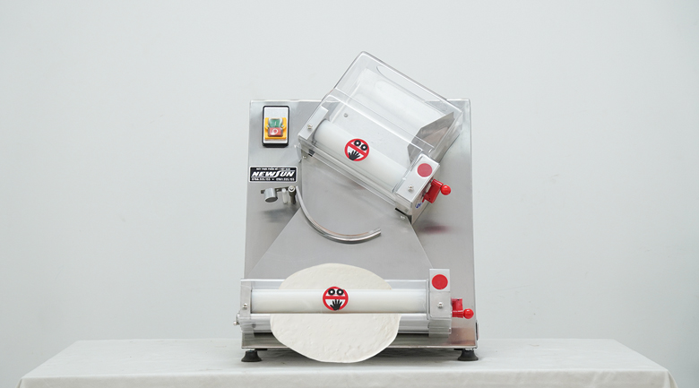 Thực tế máy cán đế bánh Pizza H-2V Thực tế máy cán đế bánh Pizza H-2V