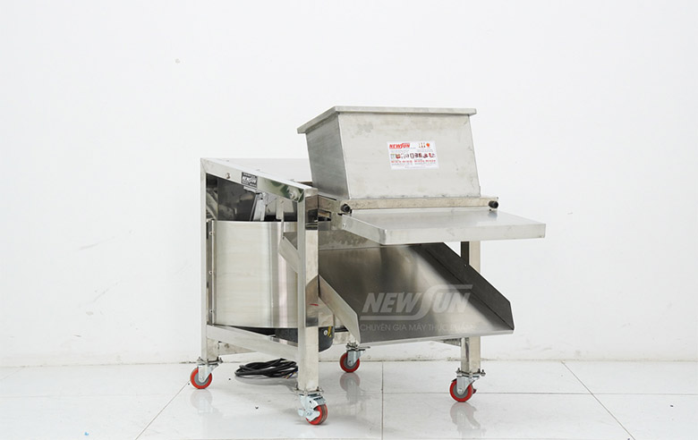 Mua máy chặt mỡ đông lạnh VN chính hãng tại NEWSUN Mua máy chặt mỡ đông lạnh VN chính hãng tại NEWSUN